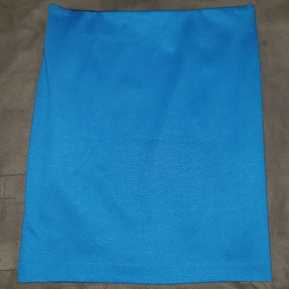 Vince Camuto Dresses & Skirts - Vince Camuto size 10 high waist blue skirt
